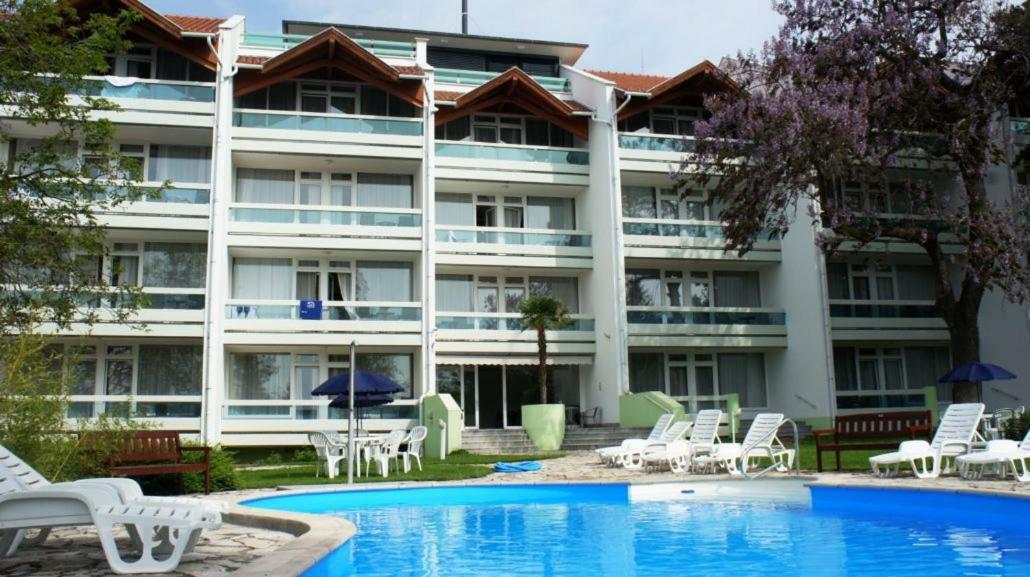Fuered Central Apartman Balatonfüred Eksteriør billede